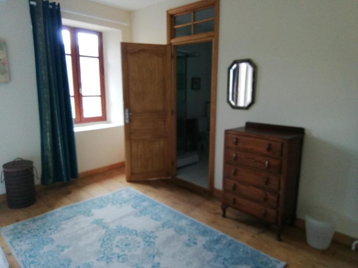 Aux Douces Nuits De Rivel Bed & Breakfast Bagian luar foto